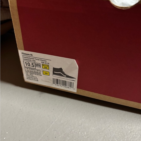 Vans Men's Checkered Gray High-Tops - Picture 2 of 5